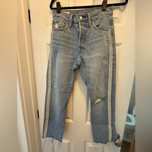 Levi’s crop straight rhinestone detailing down legs size 26